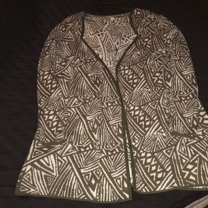 Women’s Cato knit cardigan sweater size large